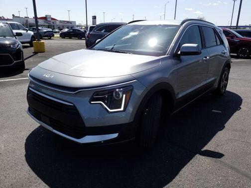 2025 Kia Niro EX