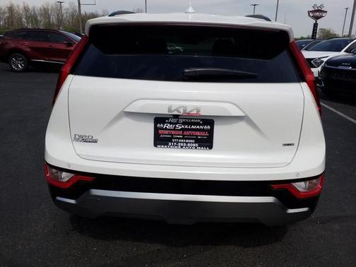 2025 Kia Niro Touring