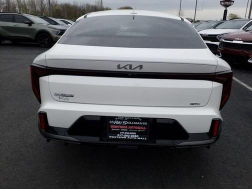 2025 Kia K4 GT-Line