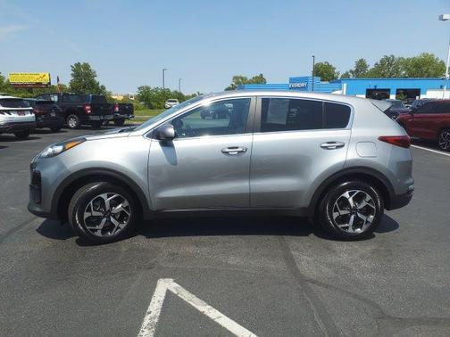 2022 Kia Sportage LX