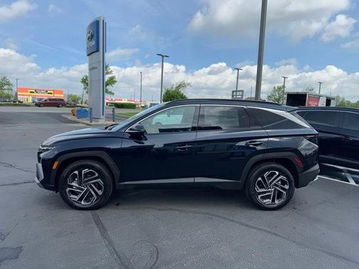 2025 Hyundai TUCSON Hybrid Limited