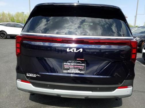 2025 Kia Carnival LXS