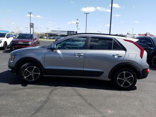 2025 Kia Niro EX