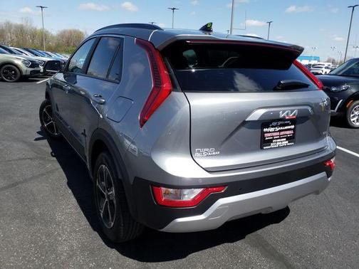 2025 Kia Niro EX