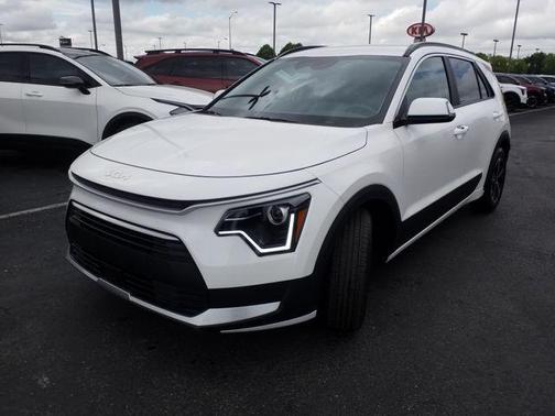 2025 Kia Niro EX