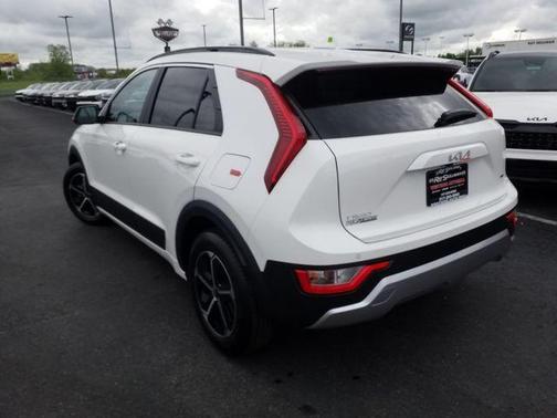 2025 Kia Niro EX