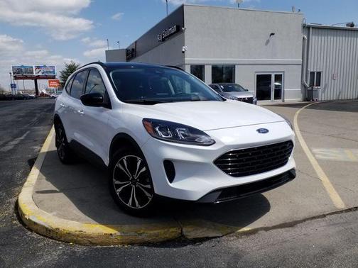 2022 Ford Escape SE