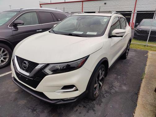 2021 Nissan Rogue Sport SL