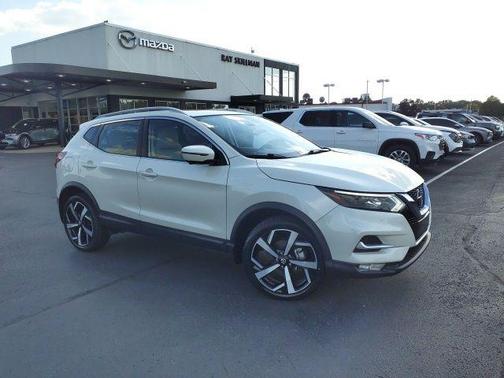 2021 Nissan Rogue Sport SL