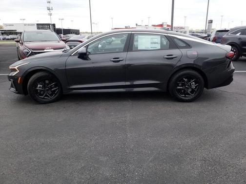 2025 Kia K5 LXS