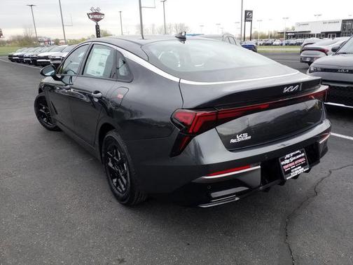 2025 Kia K5 LXS