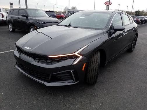 2025 Kia K5 LXS