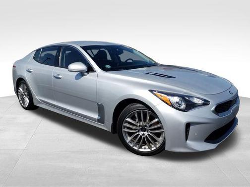 2018 Kia Stinger Base