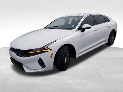 2023 Kia K5 LXS