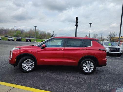 Diamond 2026 Mitsubishi Outlander ES 2.5 2WD