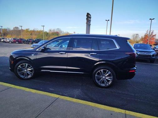2021 Cadillac XT6 Premium Luxury AWD