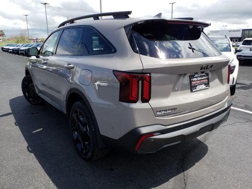 2025 Kia Sorento SX