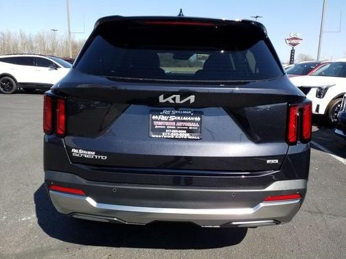 2025 Kia Sorento EX