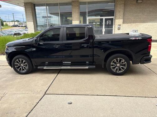 Black 2020 Chevrolet Silverado 1500 RST