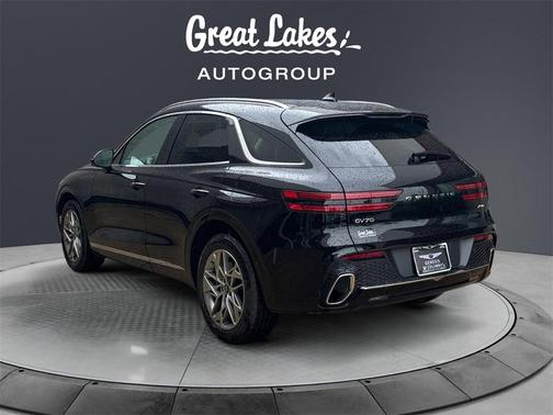 2025 Genesis GV70 2.5T
