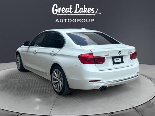 2017 BMW 330 i xDrive