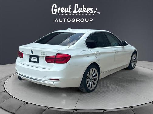 2017 BMW 330 i xDrive
