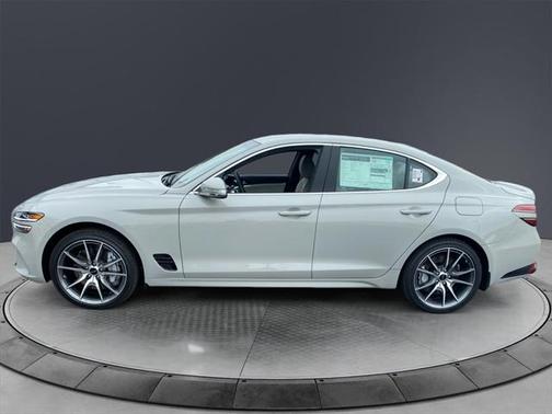 2025 Genesis G70 2.5T