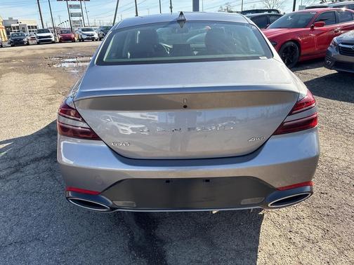 2025 Genesis G70 2.5T