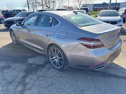 2025 Genesis G70 2.5T