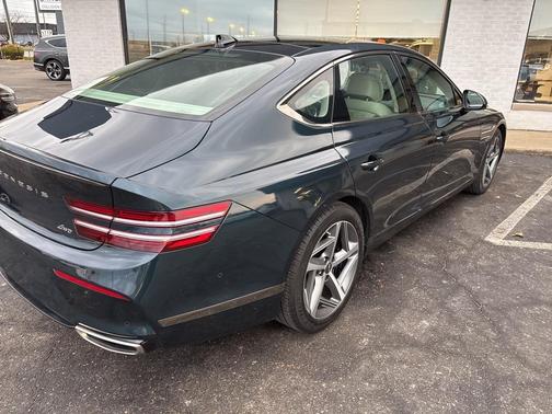 2023 Genesis G80 2.5T