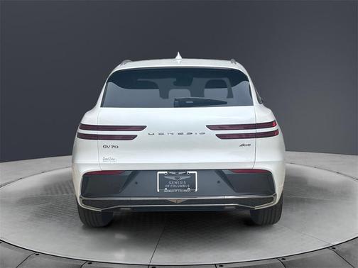 2026 Genesis GV70 2.5T Select