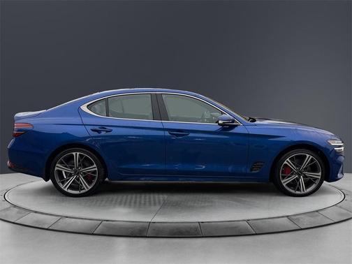 2025 Genesis G70 3.3T Sport Prestige