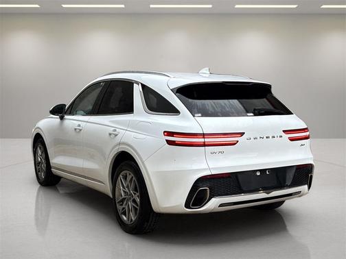 2025 Genesis GV70 2.5T