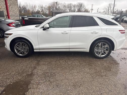 2025 Genesis GV70 2.5T