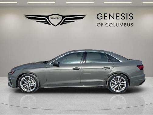 2023 Audi A4 45 S line quattro Premium