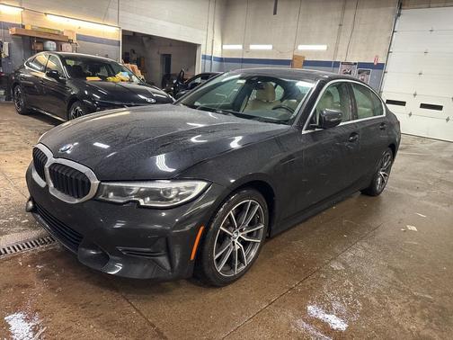 2021 BMW 330 i xDrive