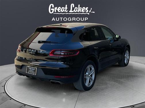 2018 Porsche Macan Base