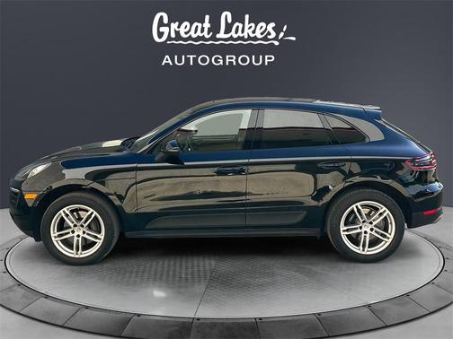 2018 Porsche Macan Base