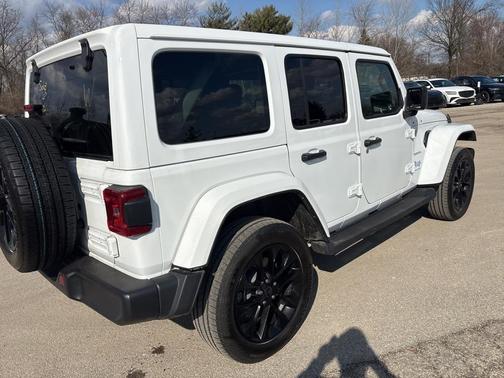2024 Jeep Wrangler 4xe Sahara