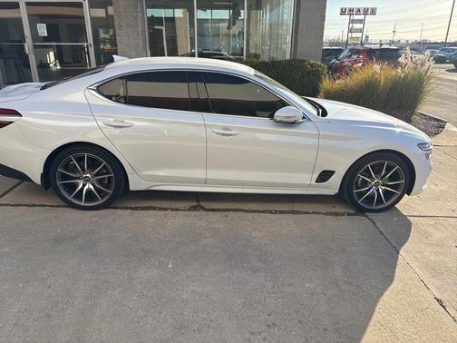 2023 Genesis G70 2.0T
