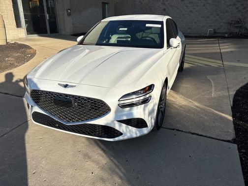 2023 Genesis G70 2.0T