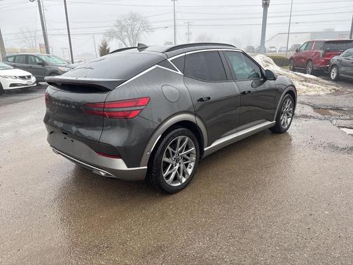 2024 Genesis GV60 Advanced