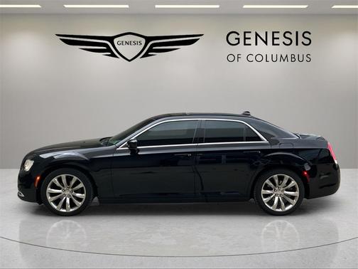 2017 Chrysler 300 Limited