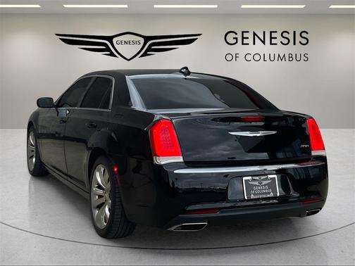 2017 Chrysler 300 Limited