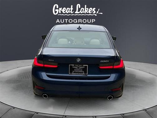 2021 BMW 330 i xDrive