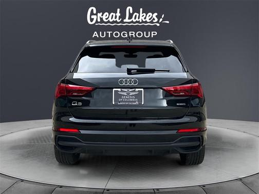 2024 Audi Q3 45 S line Premium