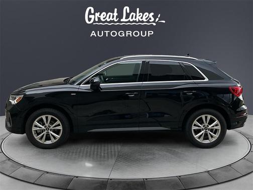 2024 Audi Q3 45 S line Premium