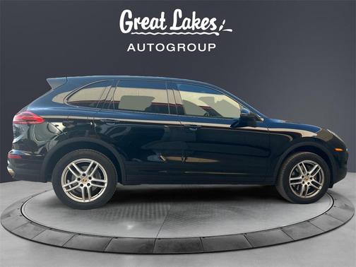 2018 Porsche Cayenne Base
