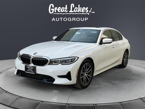 2022 BMW 330 i xDrive