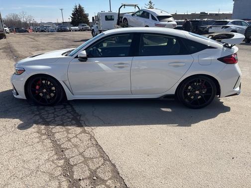 2025 Honda Civic Type R Base